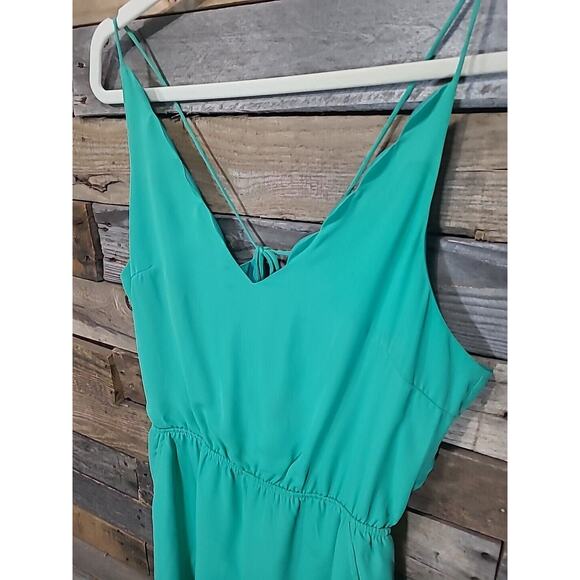 Romper Green Romper Scallop V-Neck Bodice Large - Picture 2 of 9